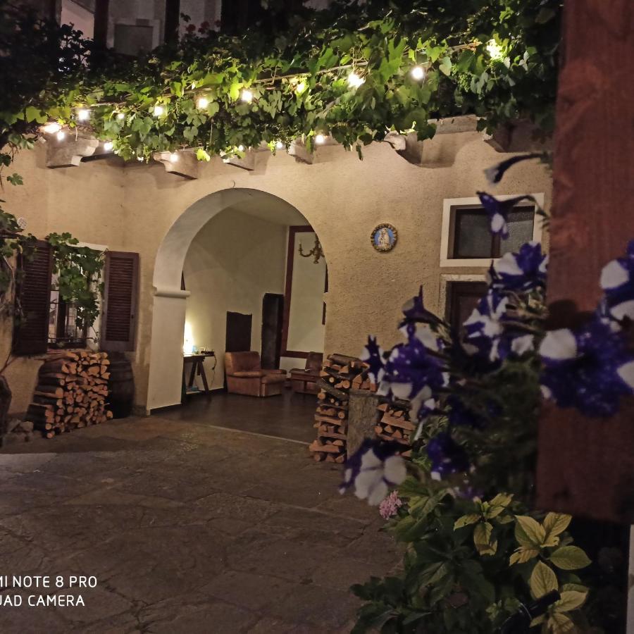 Casa Olmi Hotel Castiglione d'Intelvi ภายนอก รูปภาพ
